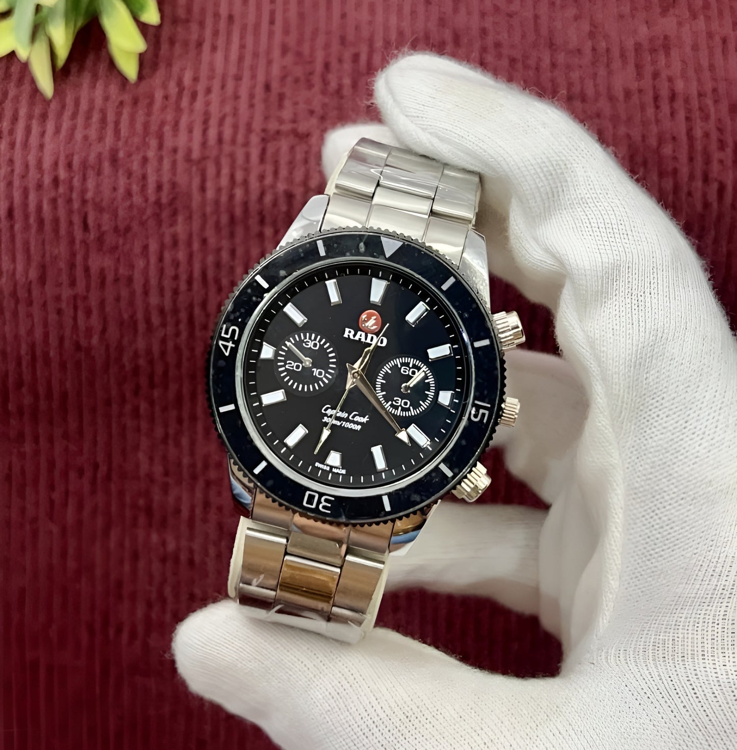 RADO Captain Cook Men’s Luxury Watch – Two-Tone Gold & Silver Chronograph